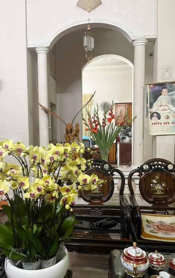 Nữ NSƯT cưới chồng kém 9 tuổi, U60 vẫn trẻ đẹp, sống bình yên trong căn nhà 3 tầng ở Hà Nội