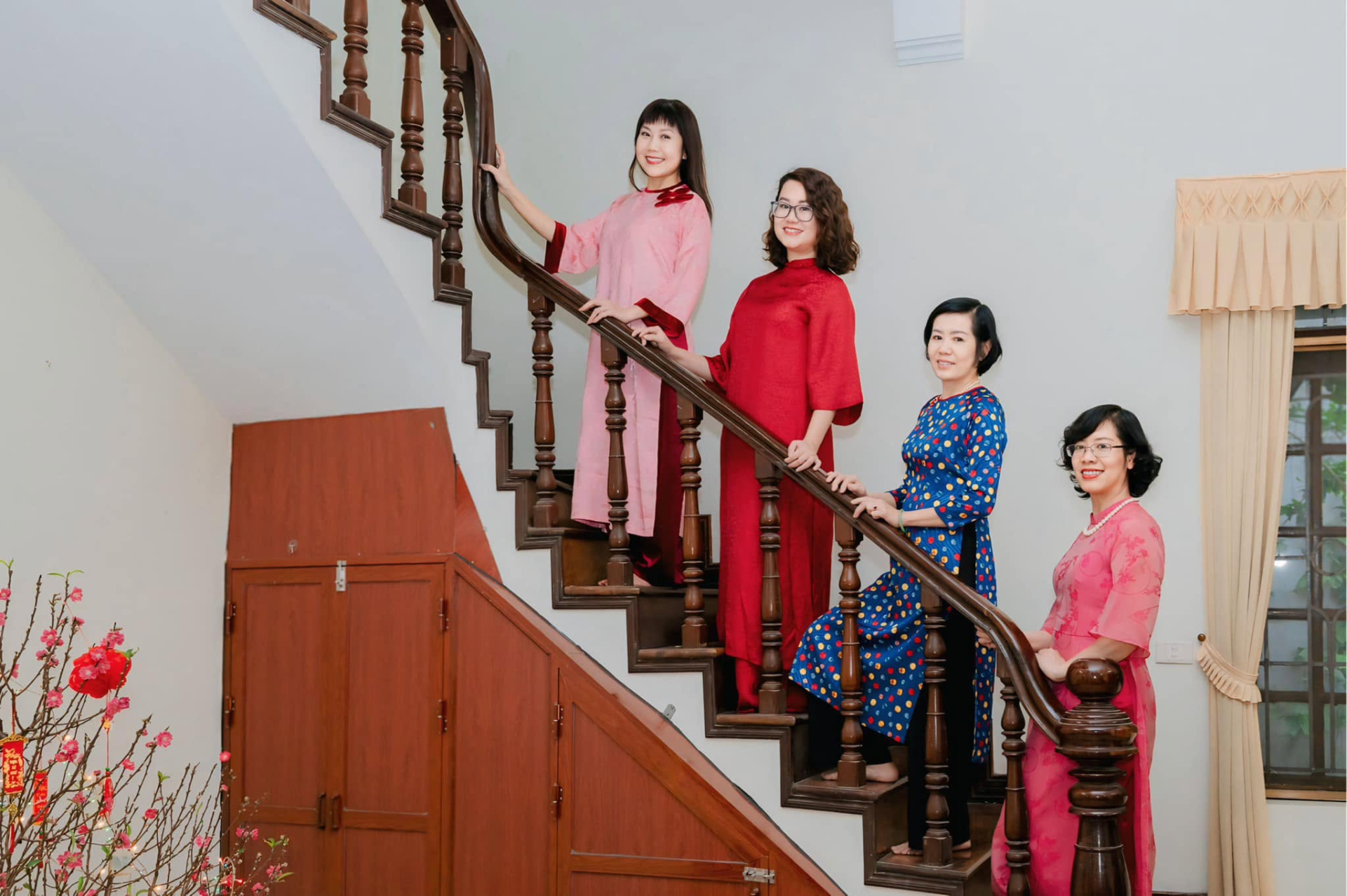 Nữ NSƯT cưới chồng kém 9 tuổi, U60 vẫn trẻ đẹp, sống bình yên trong căn nhà 3 tầng ở Hà Nội