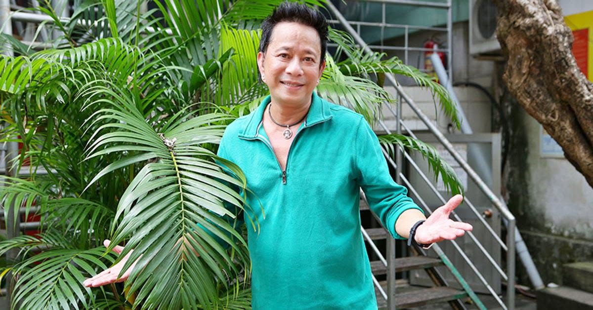 Gallery - Danh hài từng mang 300 cây vàng đi mua siêu xe, nay bán cơm tấm ở Long An - image 1