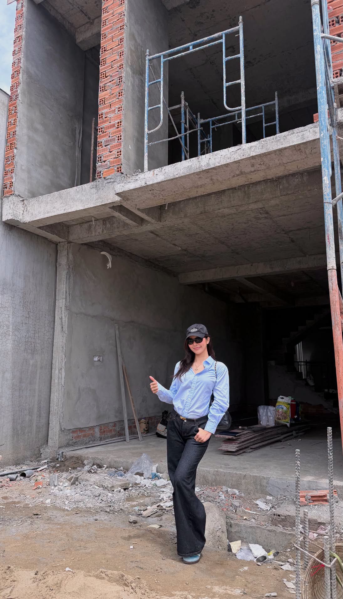Mỹ nhân miền Tây 8 lần thi hoa hậu: 23 tuổi đã có nhà riêng, vừa tậu thêm 1 cơ ngơi hoành tráng