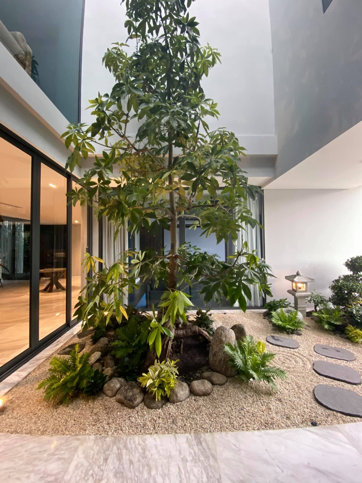 Gallery - Bên trong cơ ngơi trăm tỷ của Cường Đô La: Một cuộc sống xa hoa nhìn đâu cũng thấy mùi tiền - image 7