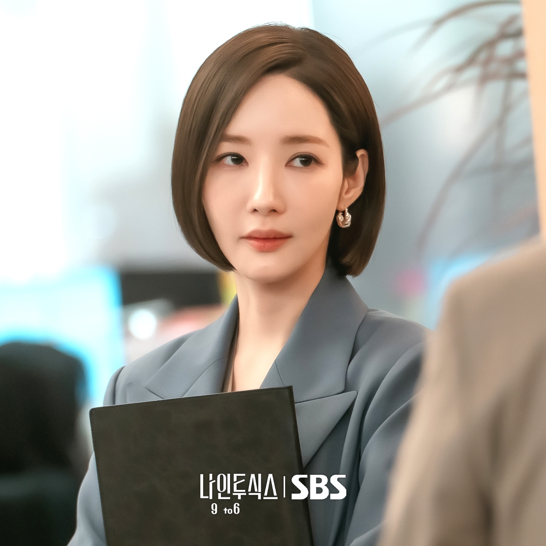 Cầu xin Park Min Young đừng tự hủy hoại dung nhan nữa!