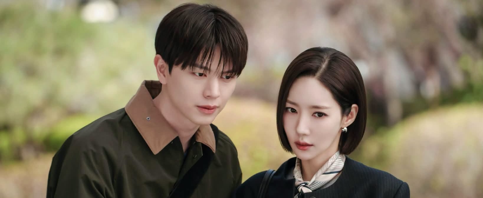 Cầu xin Park Min Young đừng tự hủy hoại dung nhan nữa!