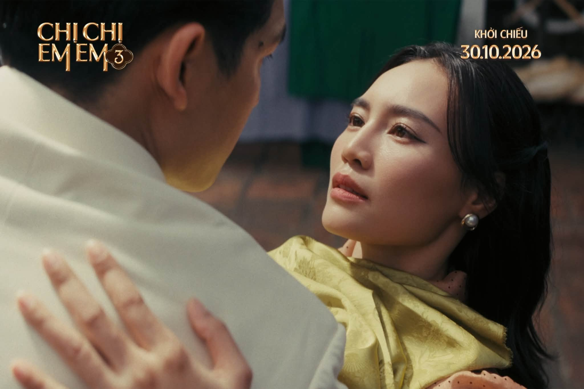 Cả hai mặc kệ sai trái để đến với nhau