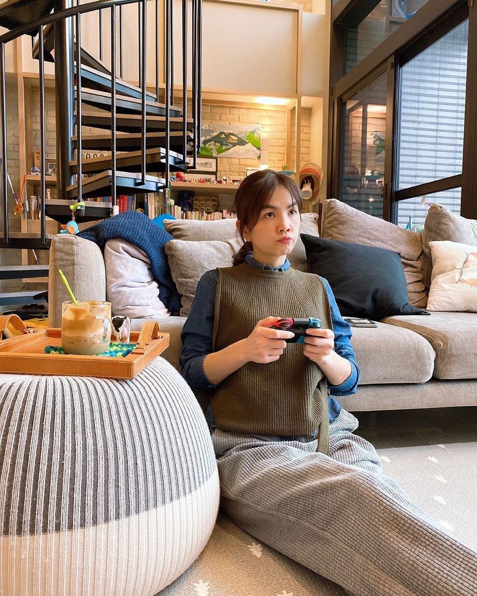 Sao hạng A cưới giám đốc marketing sau 2 tháng hẹn hò, sống trong biệt thự 3 tầng rộng 330m²