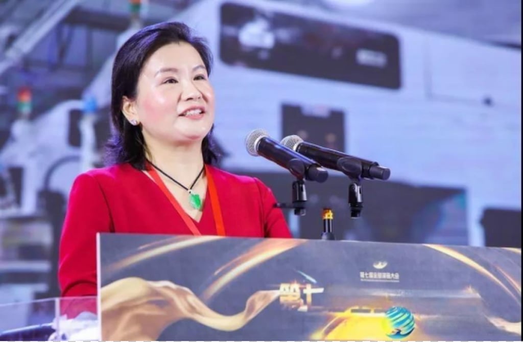 Zhou Qunfei hiện tại