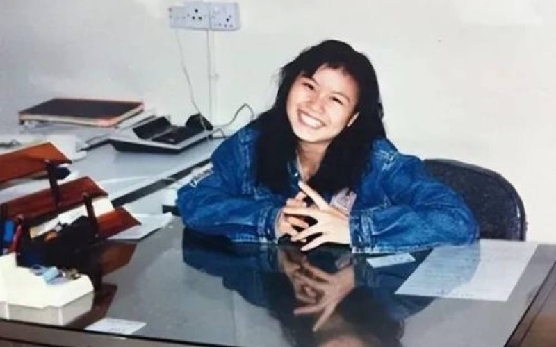 Zhou Qunfei thời còn làm công nhân