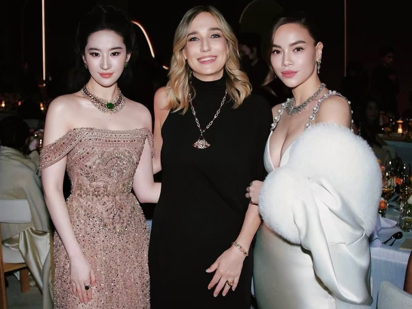 CEO Laura Burdese vừa đương nhiệm không bao lâu đã liên tiếp kẹt giữa những ồn ào từ khung hình chụp 3.