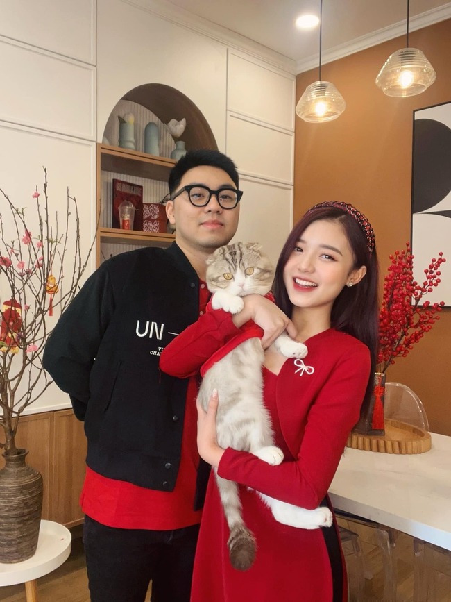 MC VTV cao vỏn vẹn 1m50: 24 tuổi cưới chồng giám đốc, tận hưởng cuộc sống trên tầng cao giữa lòng Hà Nội