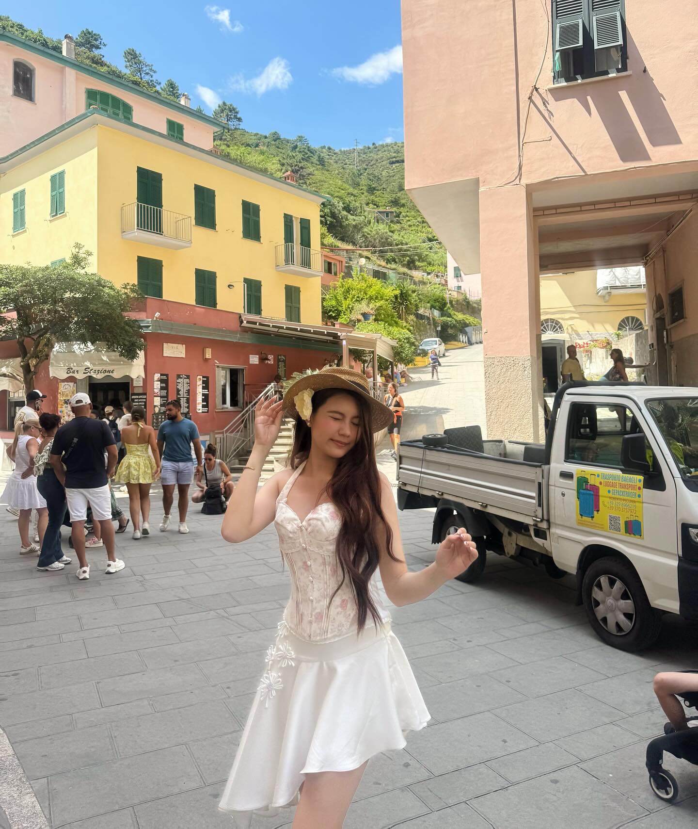 Gái Việt trên đất Hàn xinh như mộng, một post ảnh Instagram có đến gần 100.000 like!