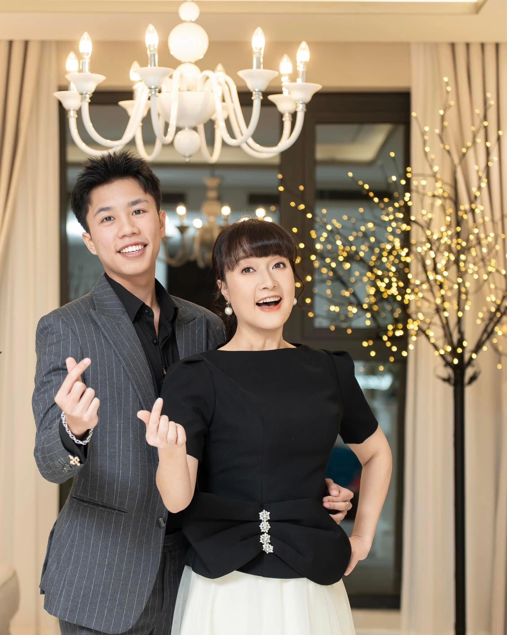 Dàn diễn viên Râu Quặp sau 22 năm: Không Cục trưởng thì cũng là Giám đốc, tiếc nhất 1 nhân tài đoản mệnh