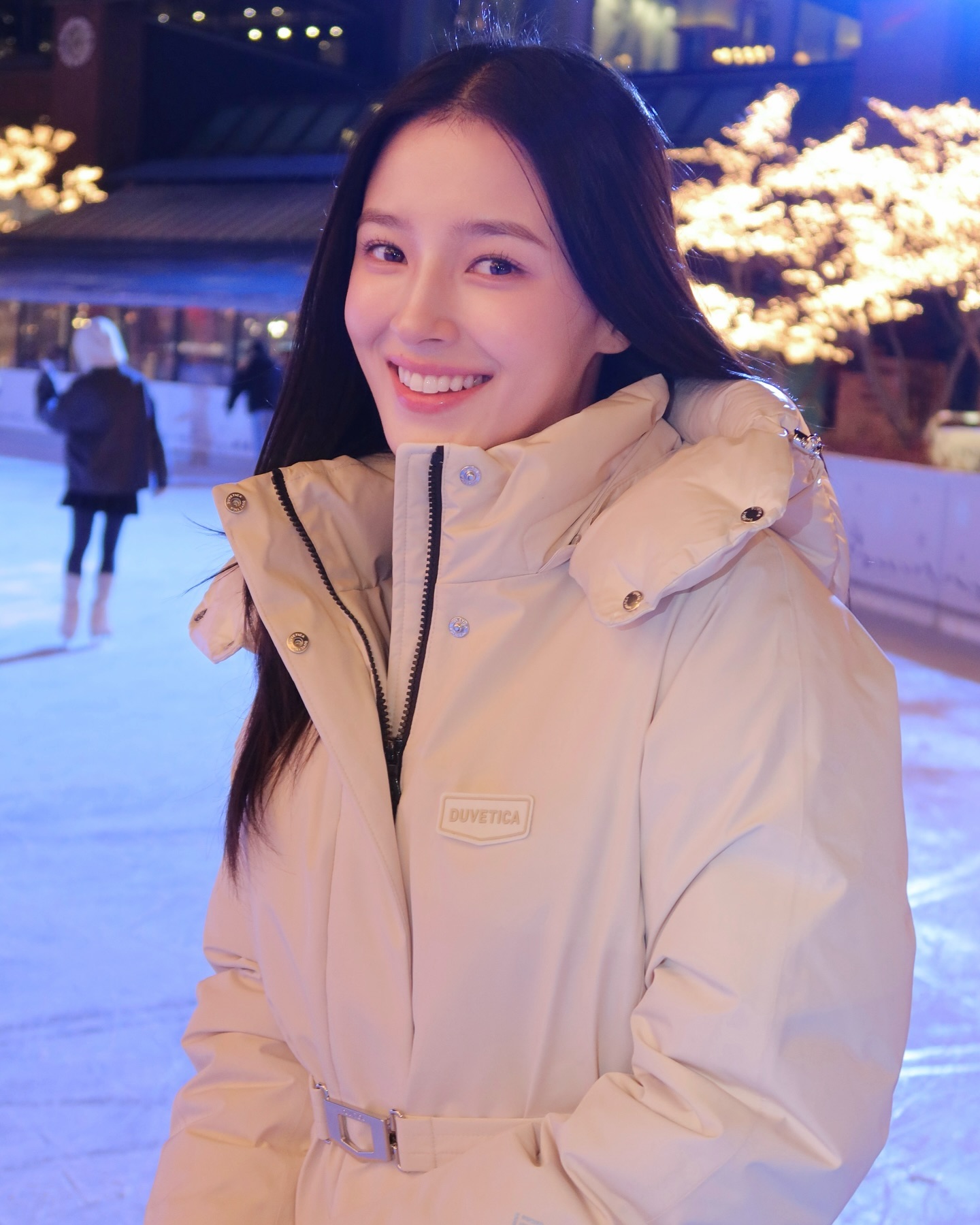 Hot girl phố đi bộ Hà Nội 9 năm trước vừa được đề cử gương mặt đẹp nhất thế giới