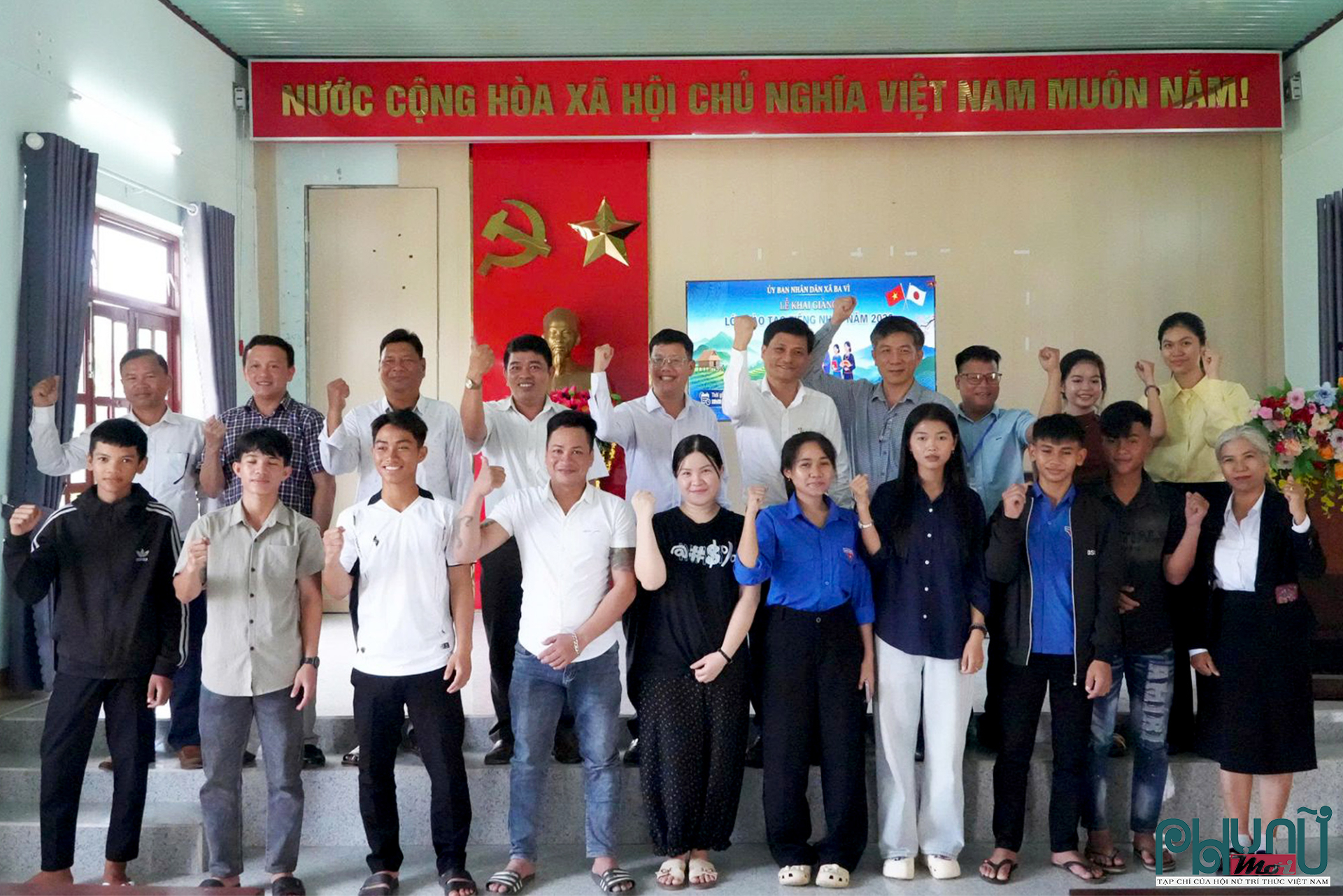 15 đoàn viên, thanh niên tham gia lớp học tiếng Nhật đầu tiên tại xã Ba Vì.