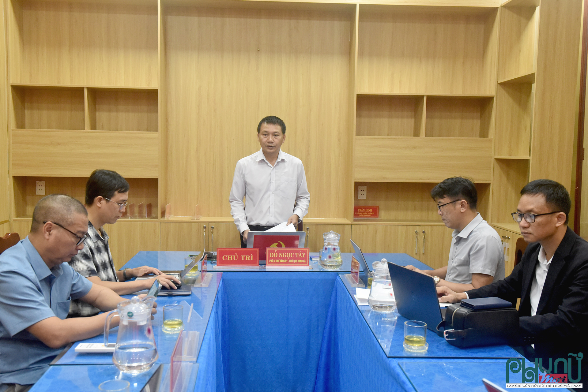 Ông Đỗ Ngọc Tây, Chủ tịch UBND xã Tư Nghĩa phát biểu tại cuộc họp sáng 5/8 chuẩn bị cho sự kiện Hội nghị Xúc tiến đầu tư diễn ra ngày 28/8 tới.