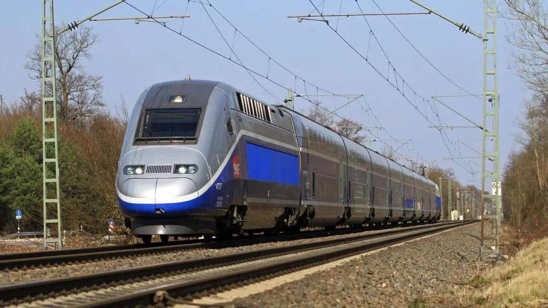 Chuyện ngược đời: Đường sắt trên cao đắt gần gấp đôi, nhưng Trung Quốc lại