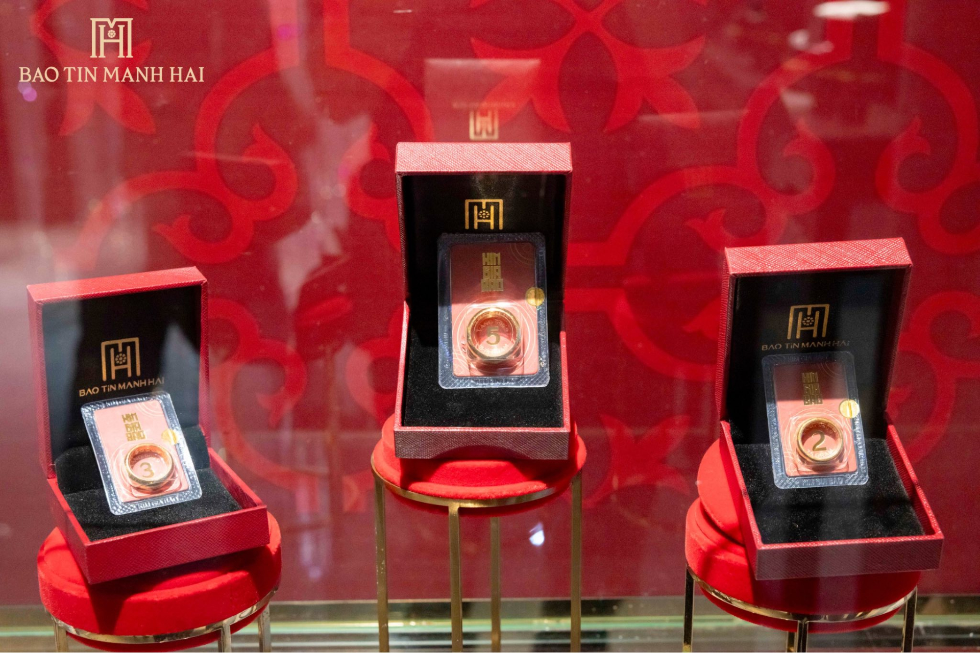 Giá vàng trong nước vẫn giữ đà tăng trong sáng nay (20/12/2025). 