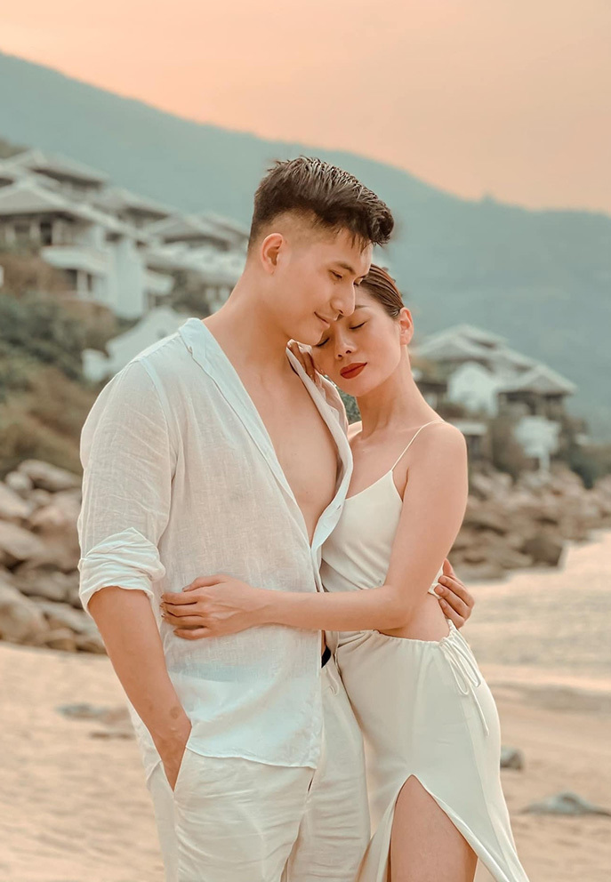 Lệ Quyên và Lâm Bảo Châu.