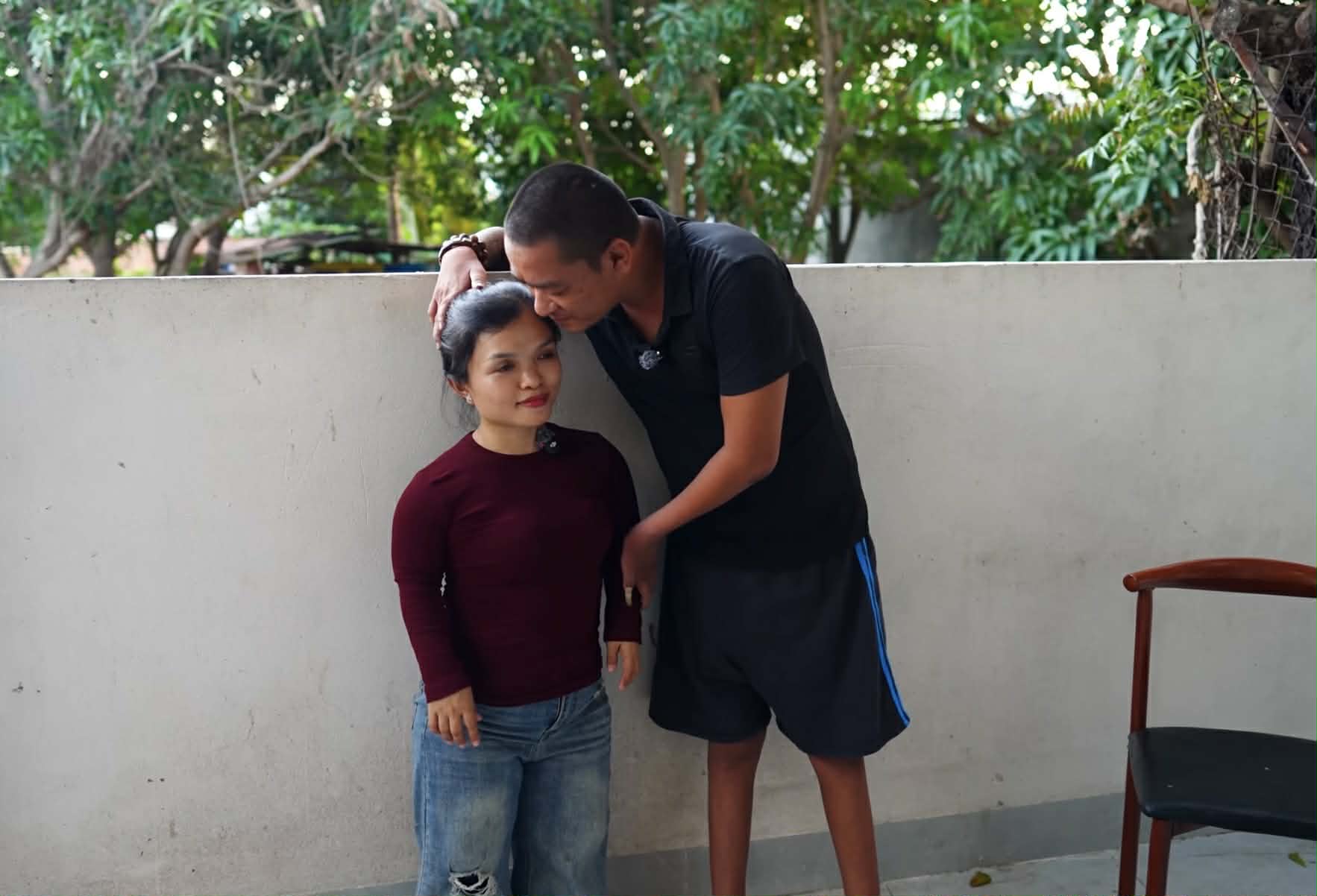 Sau sóng gió, cặp đôi vẫn tìm thấy sự bình yên, tích cực. 