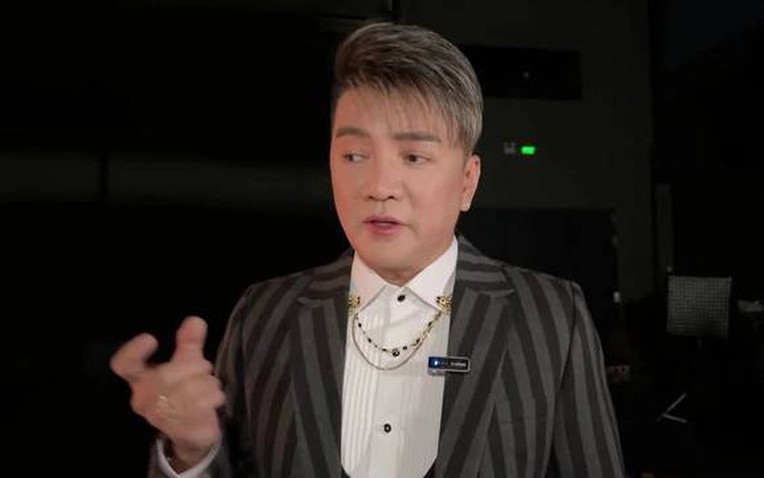 Đàm Vĩnh Hưng là 