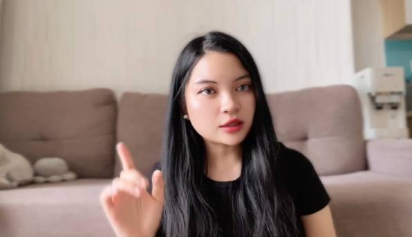 Hình ảnh Gari Nguyễn trong một clip cô chia sẻ về tâm lý con người.