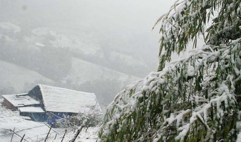 Băng tuyết xuất hiện ở Mẫu Sơn 