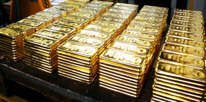 Giá vàng thế giới hiện đã vượt mốc 5.000USD/ounce vào sáng 26/1. Ảnh: Kitco News