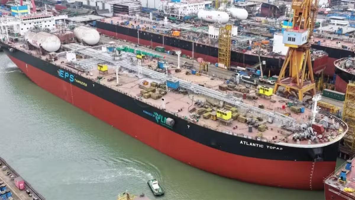 Trung Quốc lại tự phá kỷ lục của chính mình, làm rung chuyển ngành vận tải thế giới