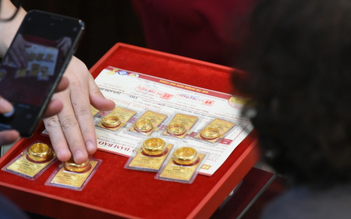 Giá vàng trong nước giảm mạnh về 172 triệu đồng/lượng (chiều bán ra). Ảnh minh họa