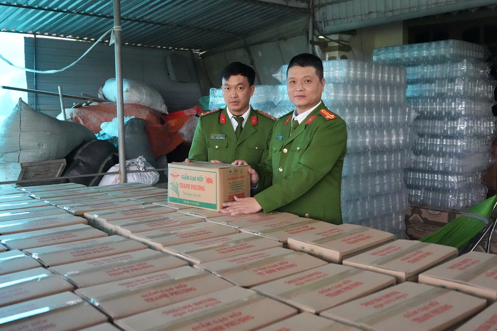 Đồng loạt ập vào khám xét 7 cơ sở kinh doanh, khởi tố bà chủ Lê Thị Lộc sinh năm 1992