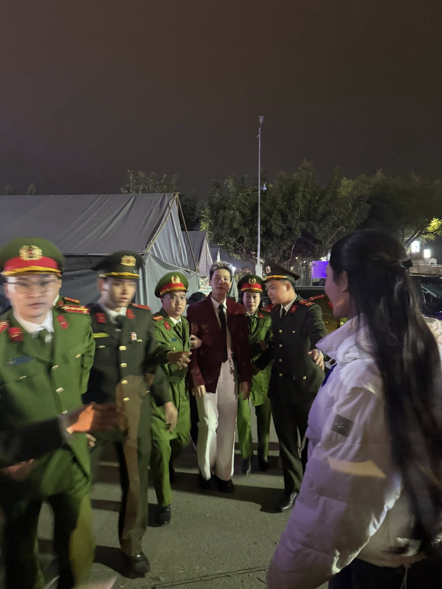 Hình ảnh Quân A.P được công an Lạng Sơn 