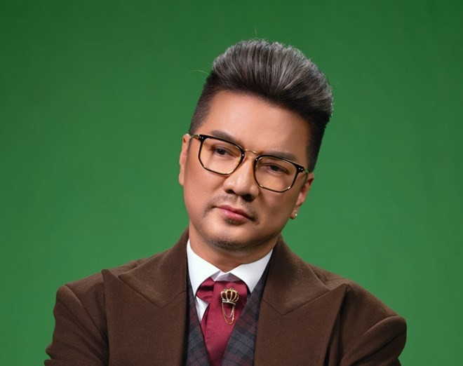 Ca sĩ Đàm Vĩnh Hưng.