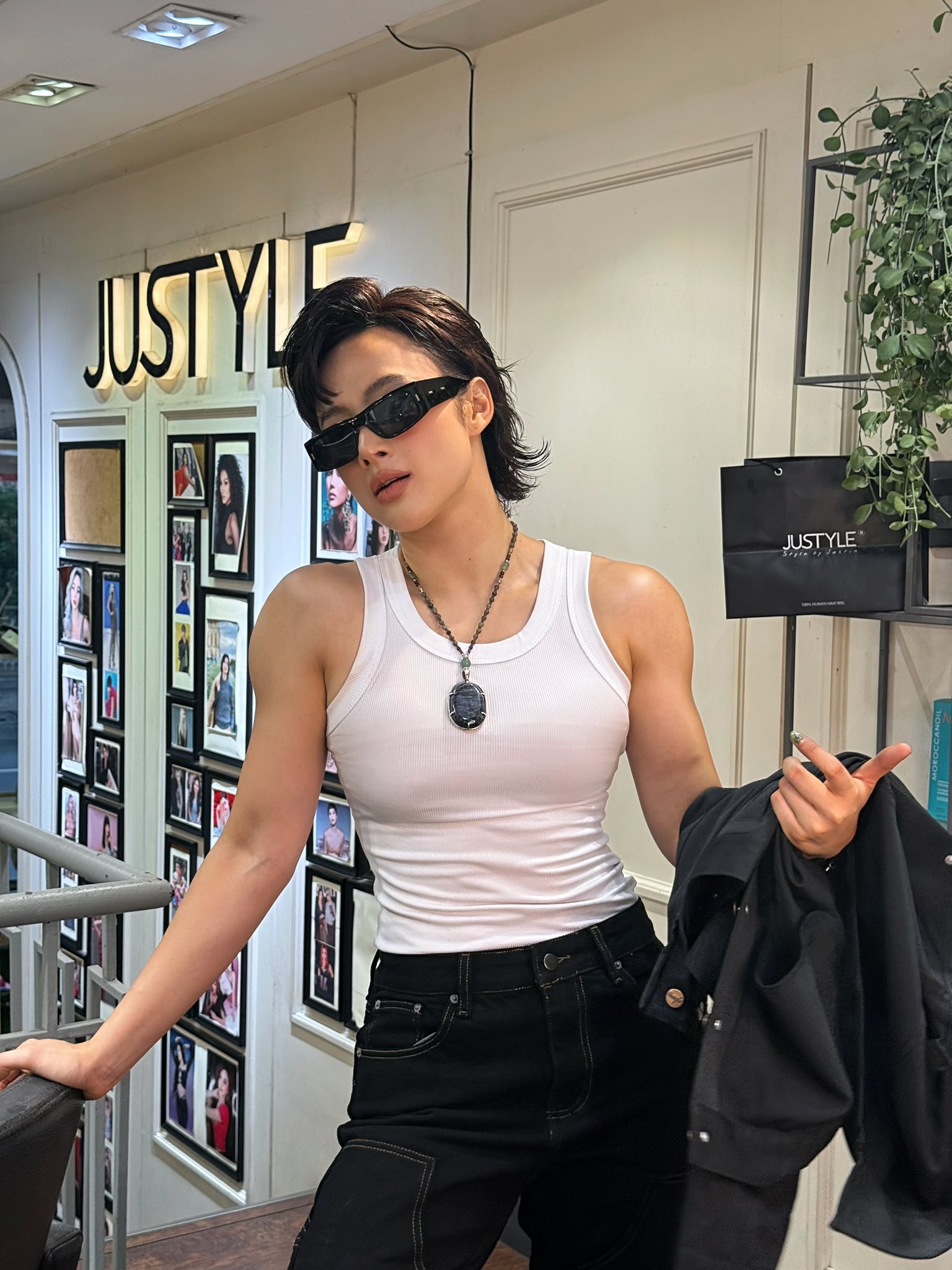 Ngoại hình của Angela Phương Trinh đã thay đổi rất nhiều, cơ bắp cuồn cuộn