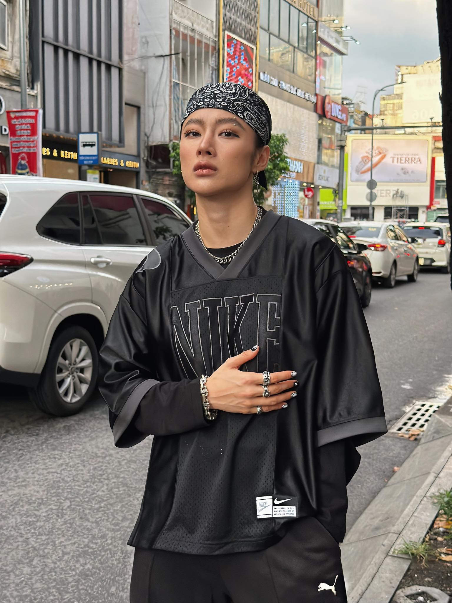 Nữ diễn viên hiện chủ yếu livestream bán hàng trên mạng