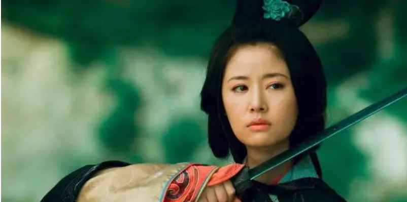 Để củng cố quan hệ giữa hai bên, Tôn Quyền quyết định gả em gái là Tôn Thượng Hương cho Lưu Bị. (Ảnh: Sohu)