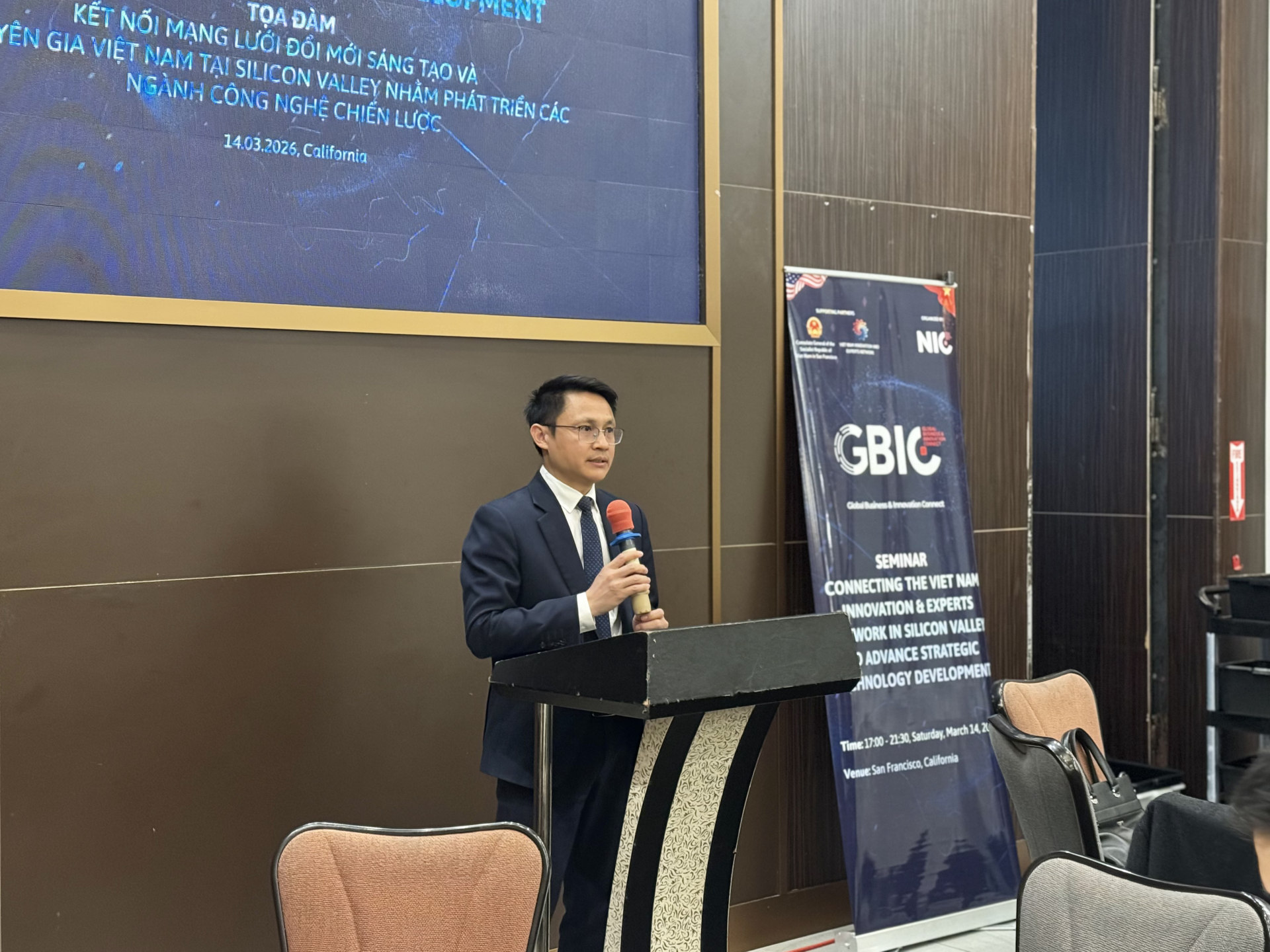 Phó Giám đốc Trung tâm Đổi mới sáng tạo Quốc gia, phát biểu.