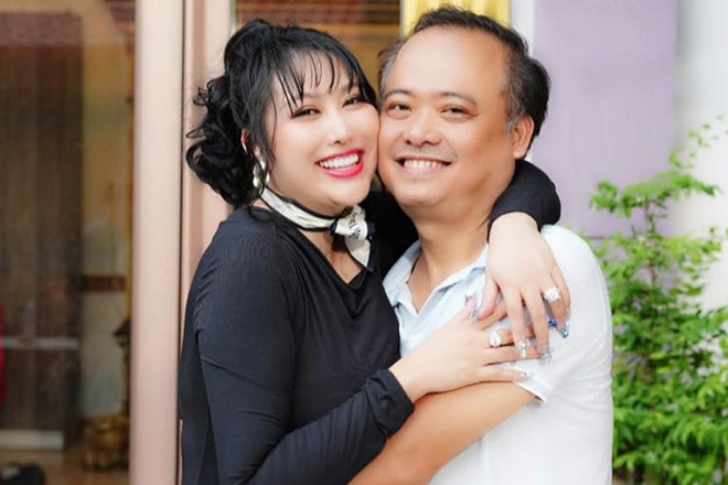 Phi Thanh Vân và bạn trai đại gia.