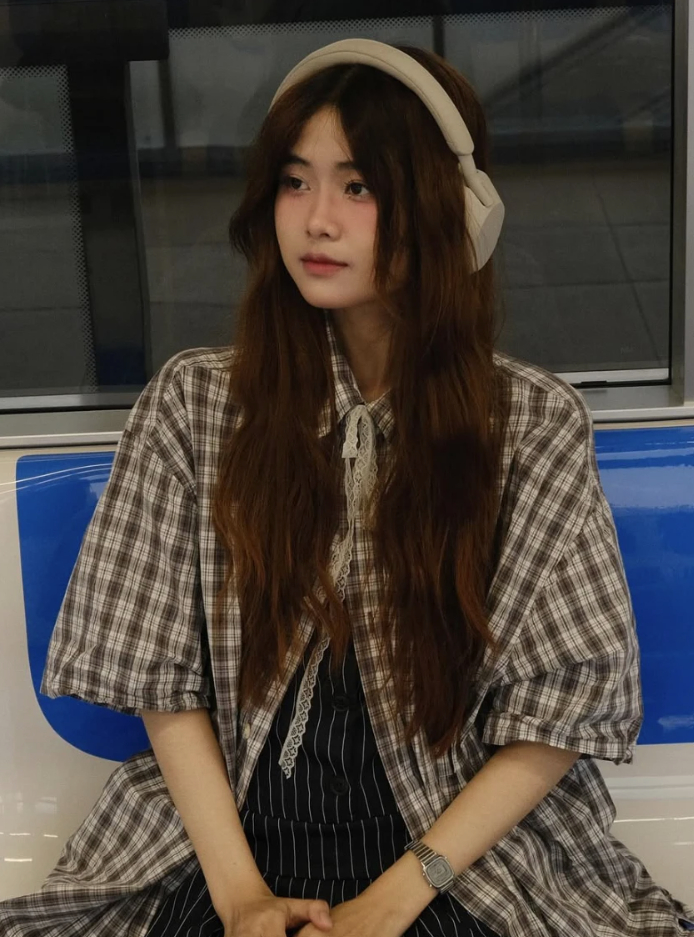 Trang phục đời thường của hot girl guitar triệu view