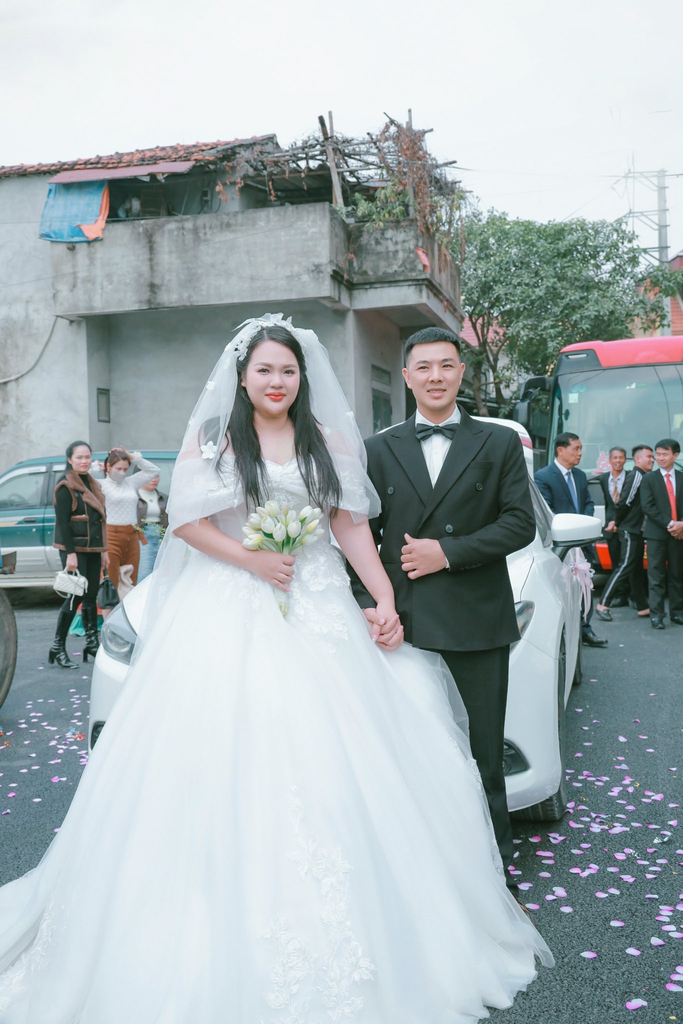 Trong ngày trọng đại nhất cuộc đời, cặp đôi không may gặp sự cố.