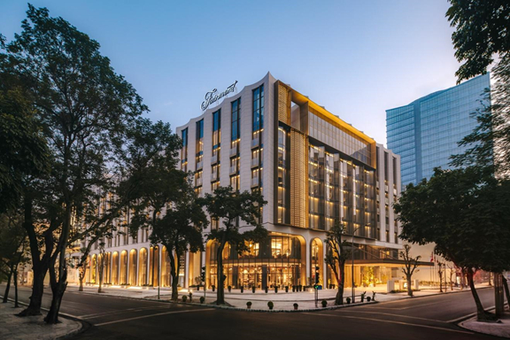 Fairmont Hà Nội vươn mình giữa trung tâm sôi động của khu Phố cổ