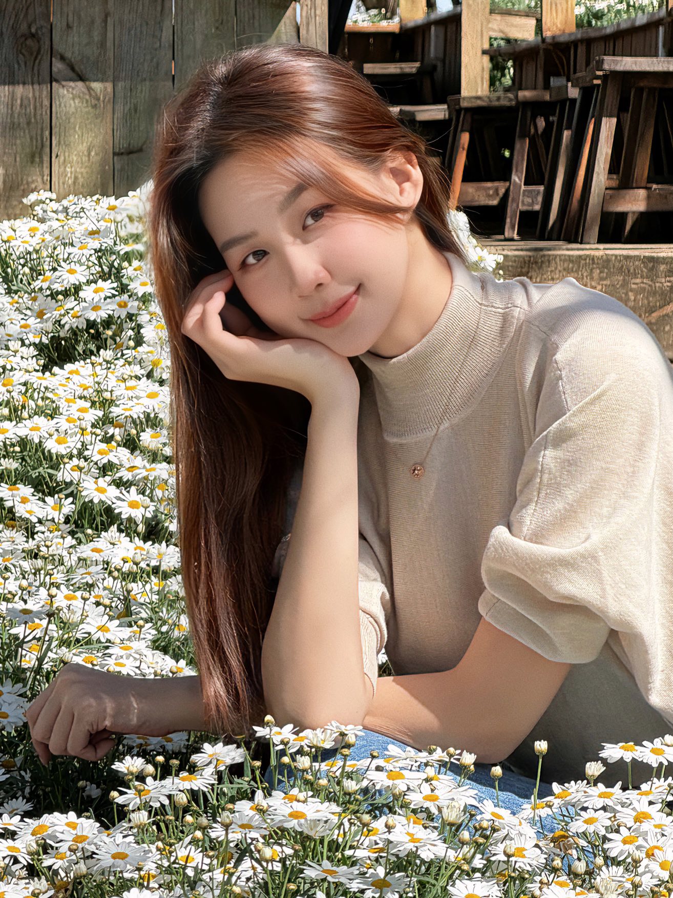 Hoa hậu Bảo Ngọc phô diễn đường cong “cực gắt”