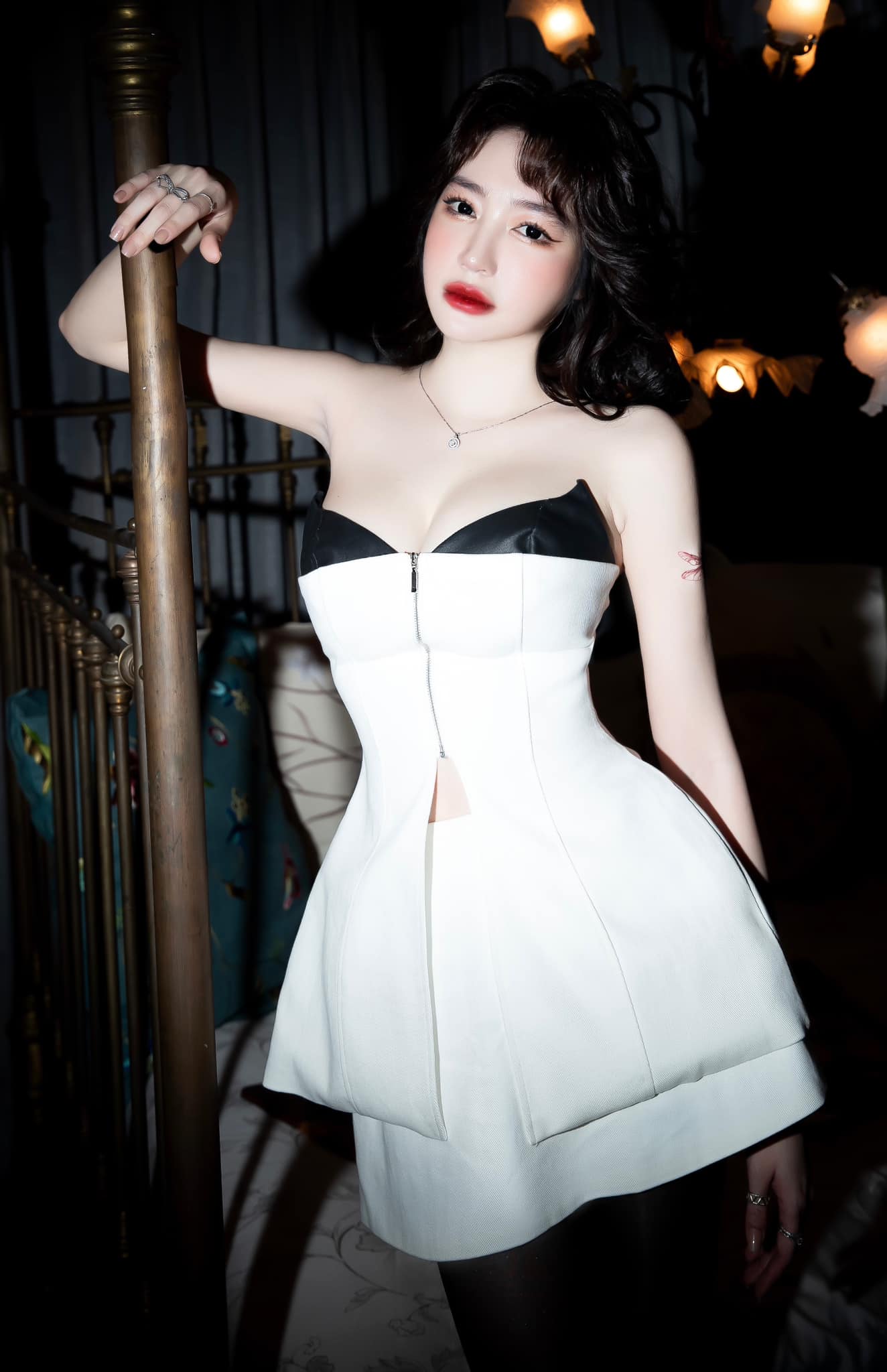 Là hot girl đình đám, sau khi làm mẹ, Elly Trần thay đổi thế nào?