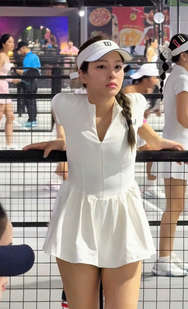 Nhan sắc hiện tại của Trâm Anh được nhận xét sắc sảo và trưởng thành hơn