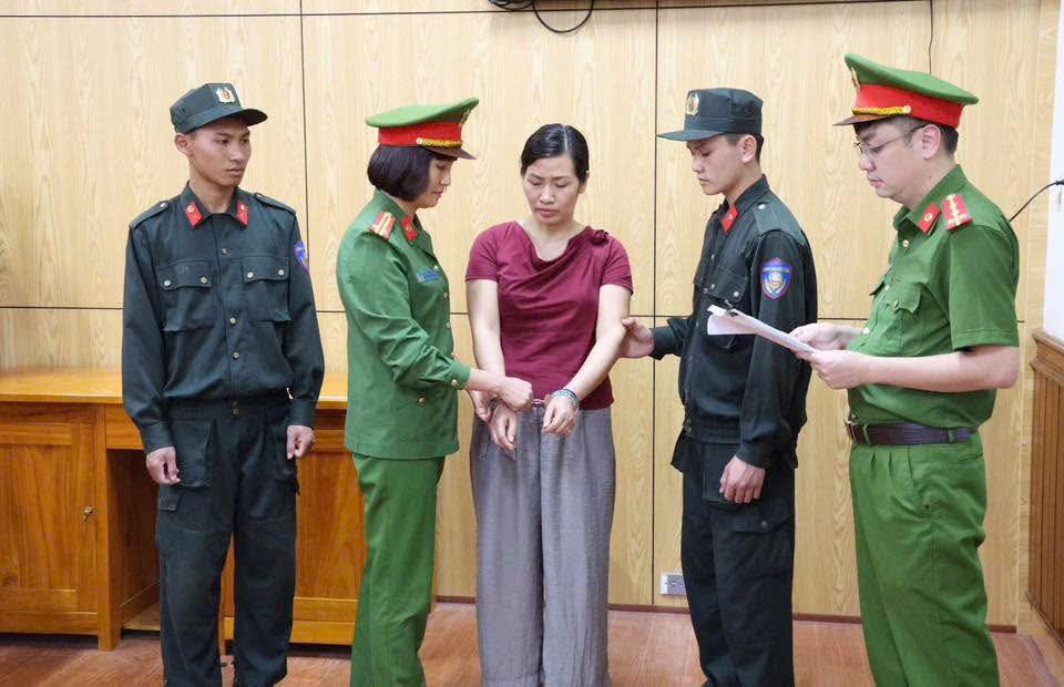 Cơ quan CSĐT Công an tỉnh Phú Thọ ra quyết định khởi tố bị can, lệnh bắt bị can để tạm giam đối tượng Nguyễn Thị Hạnh.