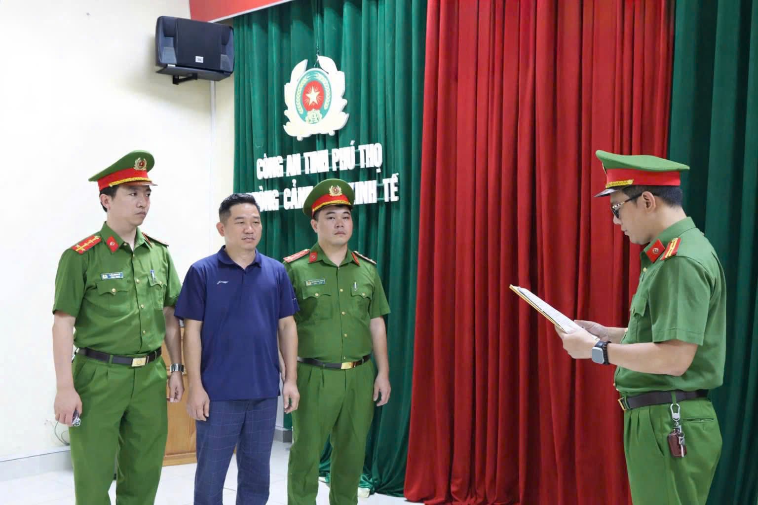 Cơ quan CSĐT Công an tỉnh Phú Thọ ra quyết định khởi tố bị can, lệnh bắt bị can để tạm giam đối tượng Lưu Văn Cường.