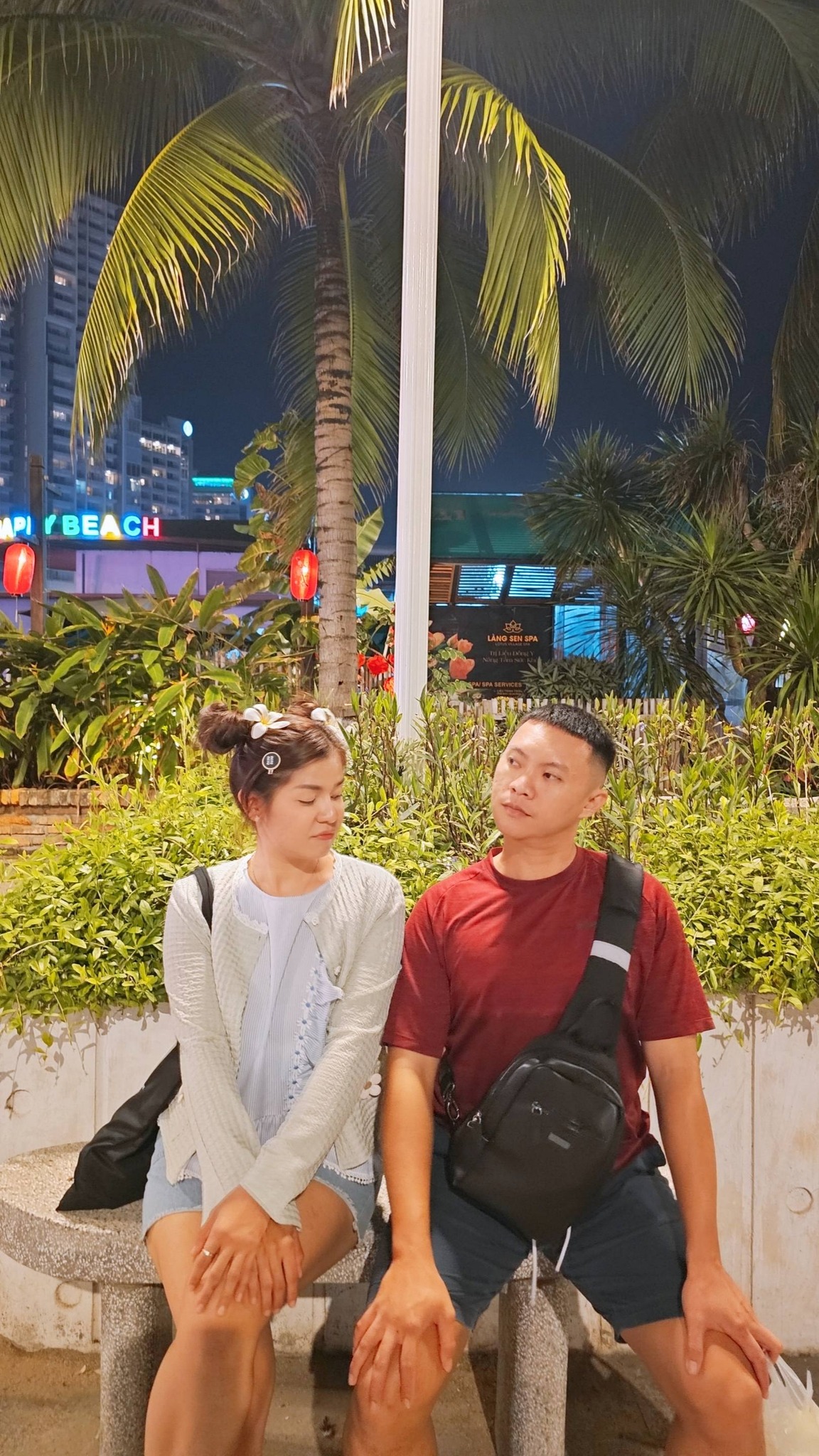 Cả hai quen nhau khi Nan sang Phú Quốc làm việc.