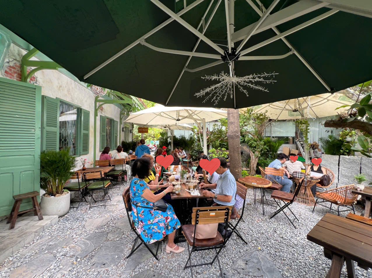 Ông hoàng nhạc Việt đình đám một thời bán cà phê ở Thảo Điền: 