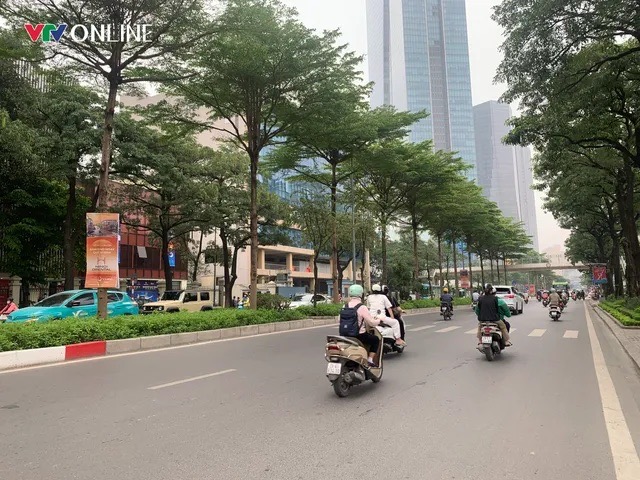 Hình ảnh tại khu vực xảy ra tai nạn được ghi nhận sáng 10/4. (Ảnh: VTV Online)