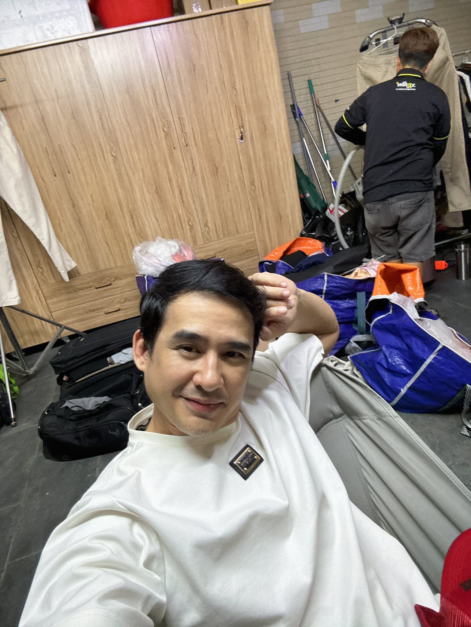 Nam diễn viên phải xin