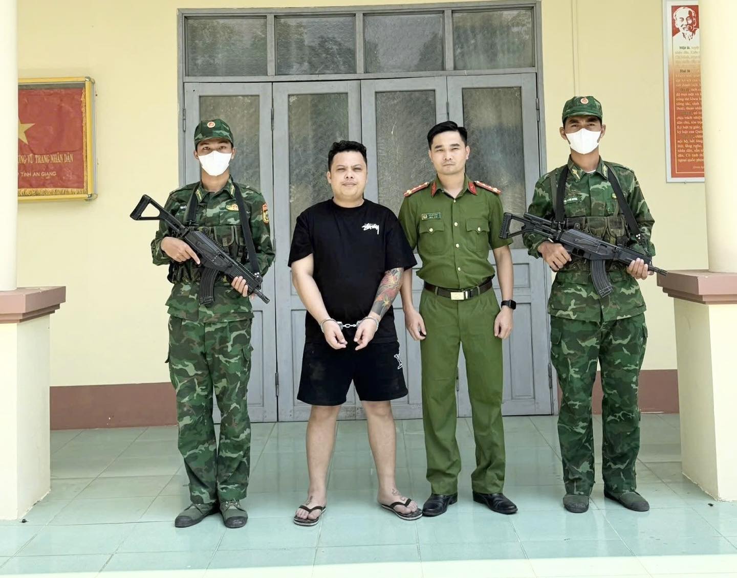 Đối tượng Huân thời điểm bị bắt giữ - Ảnh: Công an Tuyên Quang