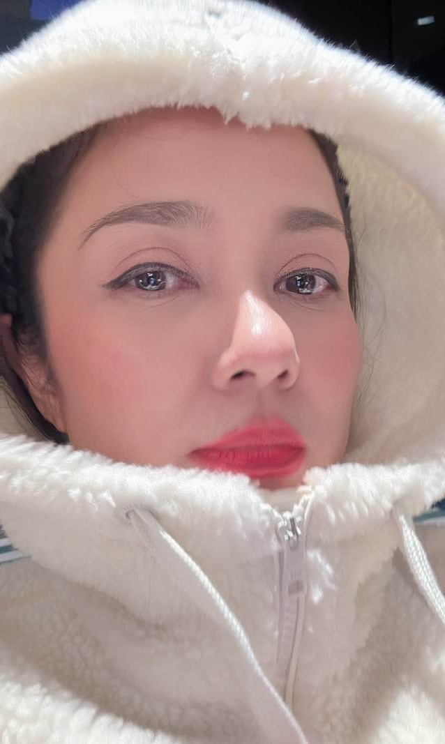 Đệ nhất mỹ nhân Việt Trinh ở tuổi 54: 